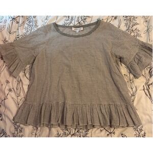 Elizabeth and James Gray Striped Ruffle Hem Top Flounce Bell Sleeve, Small‎